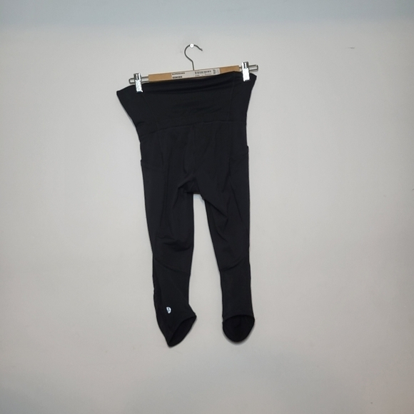 Lululemon Athletica Black Crop Pant Size 2 - Picture 2 of 10